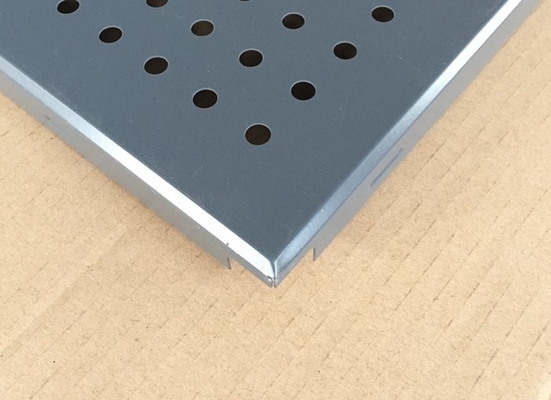Graues Farbclip-perforierte Metalldecke, perforierter akustische Platten-Durchmesser 3.0mm